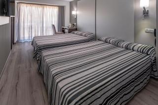 Summer Hotel - 5