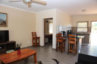 Lodge Huge Dassie - 7