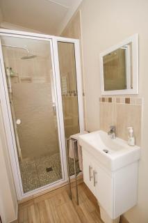 The Annexe at No. 5 - Montagu - 7