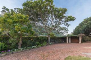 Rinkink Beach House - 8