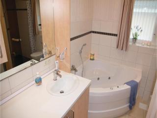 Nice Home In Rechlin With Sauna - 4