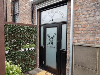 The Glebe Hotel - Liverpool - 9