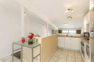 Lake View Greenstone Apartment Two - Queenstown - 3
