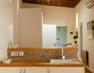 Dolphin Guest House and Studios - Tokni - 2