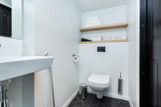 Angleterre Apartments - 8