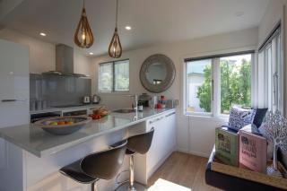 Kohanga Rua Cottage by Amazing Accom - 8