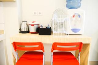 Simply Minimalist 2BR The Springlake Summarecon Apartment By Travelio - Bekasi - 2