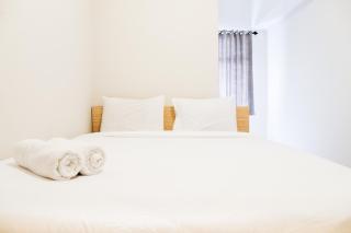 Simply Minimalist 2BR The Springlake Summarecon Apartment By Travelio - Bekasi - 0