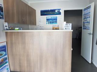 Main Street Motel - Hervey Bay - 4