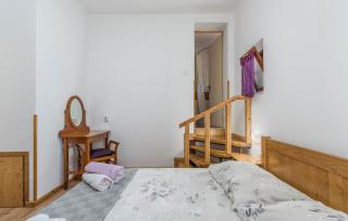 E-M Apartments with Private pool - 1
