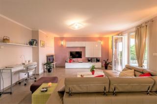 Modern Villa Vesna with Private Pool - Jakići - 1