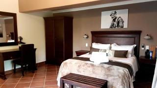 Barnstormers Rest - Malelane - 5