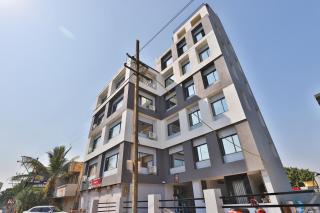 Nova Hotel New Crossroad - Rajkot - 1
