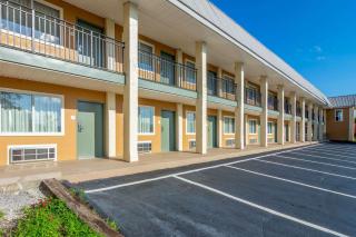 Econo Lodge East Ridge - Chattanooga - 8