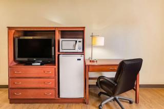 Econo Lodge Lexington Downtown near I-81 - Lexington - 5