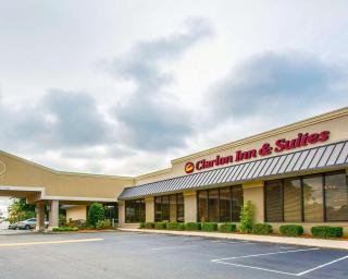 Clarion Inn & Suites Dothan South - Dothan - 0