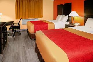 Econo Lodge - Rome - 2