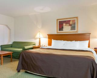 Quality Inn & Suites Near Amish Country - Rushville - 1