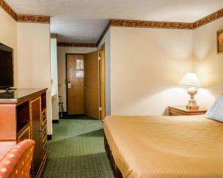 FairBridge Inn Express Chesterton - Chesterton - 3