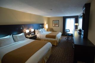 Holiday Inn Express & Suites Topeka West I-70 Wanamaker by IHG - Topeka - 5