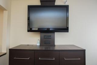 Holiday Inn Express & Suites Topeka West I-70 Wanamaker by IHG - Topeka - 4