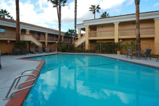 Best Western Palm Court Inn - Modesto - 6
