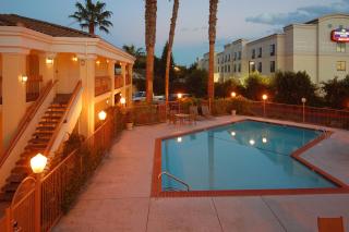 Best Western Palm Court Inn - Modesto - 4