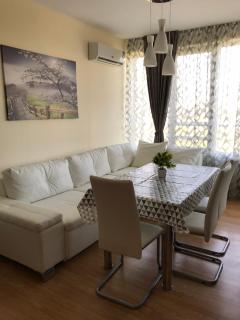 Elite Apartment Pomorie - Pomorie - 3