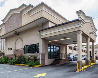 Rodeway Inn - Paterson - 1