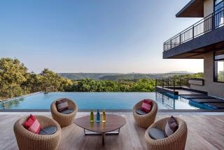 SaffronStays Falcon Hill, Lonavala - luxury villa with infinity pool near Lion's Point - Lonavala - 9
