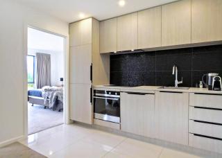 Executive Living in Bluewater - Queenstown - 6