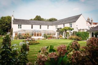Little Manor - 6