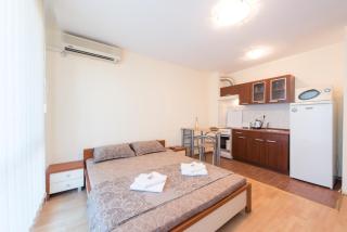 GT Privilege Fort Beach Apartments - Elenite - 6