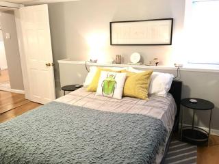 ~*Pet Friendly 30min to Downtown*~ THE BOSTONIAN - Boston - 7