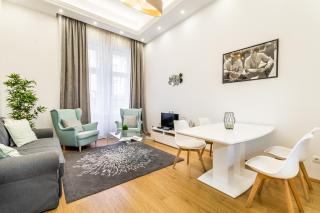 Hello Downtown Apartment - Movie - Budapest - 0