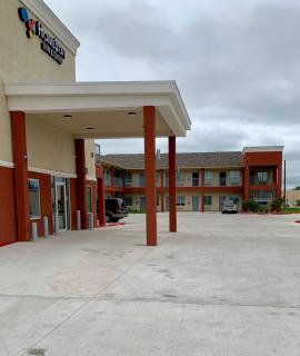 HomeStay Inn & Suites Edinburg - Edinburg - 2