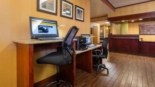 Best Western Plus Meridian - Meridian - 3