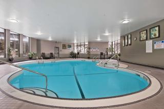 Best Western Premier Calgary Plaza Hotel & Conference Centre - 8