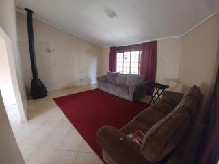 22 on Nicol - Secunda - 2