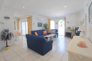 LEON INMO Villa Franca - 10049 - Empuriabrava - 1