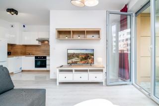 Exclusive Apartments Tęczowa with underground PARKING by Noclegi Renters - Wrocław - 9