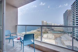 Modern Seaview Apartment In a Prime Location - Sliema - 0