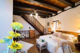 Au coeur de Beynac, une maison de caractère avec jardin terrasse - Beynac-et-Cazenac - 9