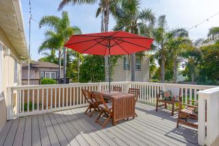 Ultimate Beach Bungalow - 1 block from beach - huge backyard - Carlsbad - 7