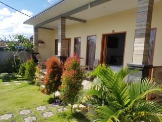 Cantika Guest House - 6