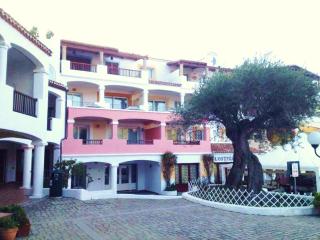 Perla Del Porto Apartments - 9