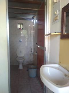 Stay Goa Guesthouse - Madgaon - 4
