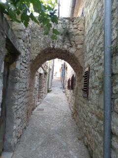 Kuća Get - Betina - 8