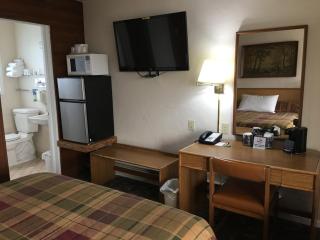Southsider Motel - Coos Bay - 1