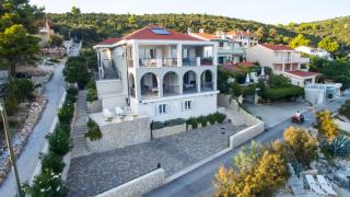 Apartments Lavanda - Vinišće - 0
